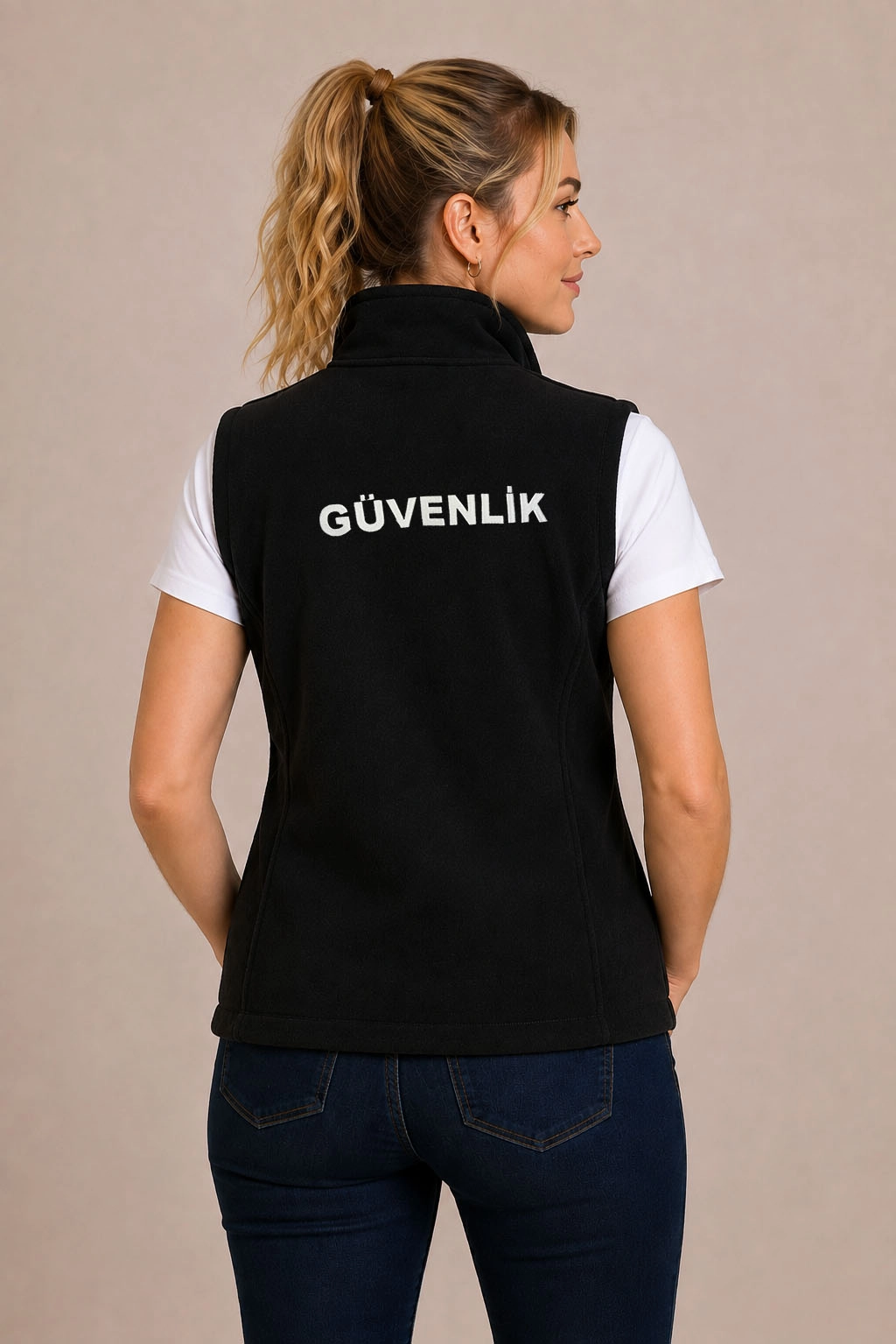 Kadın Kışlık Güvenlik Yeleği 4 Cepli Polar Fermuarlı Nakış İşlemeli
